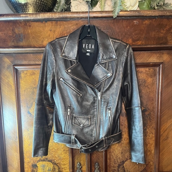 EUC Veda- Brown Leather Distressed Moto Jacket. Size XS - Picture 4 of 13